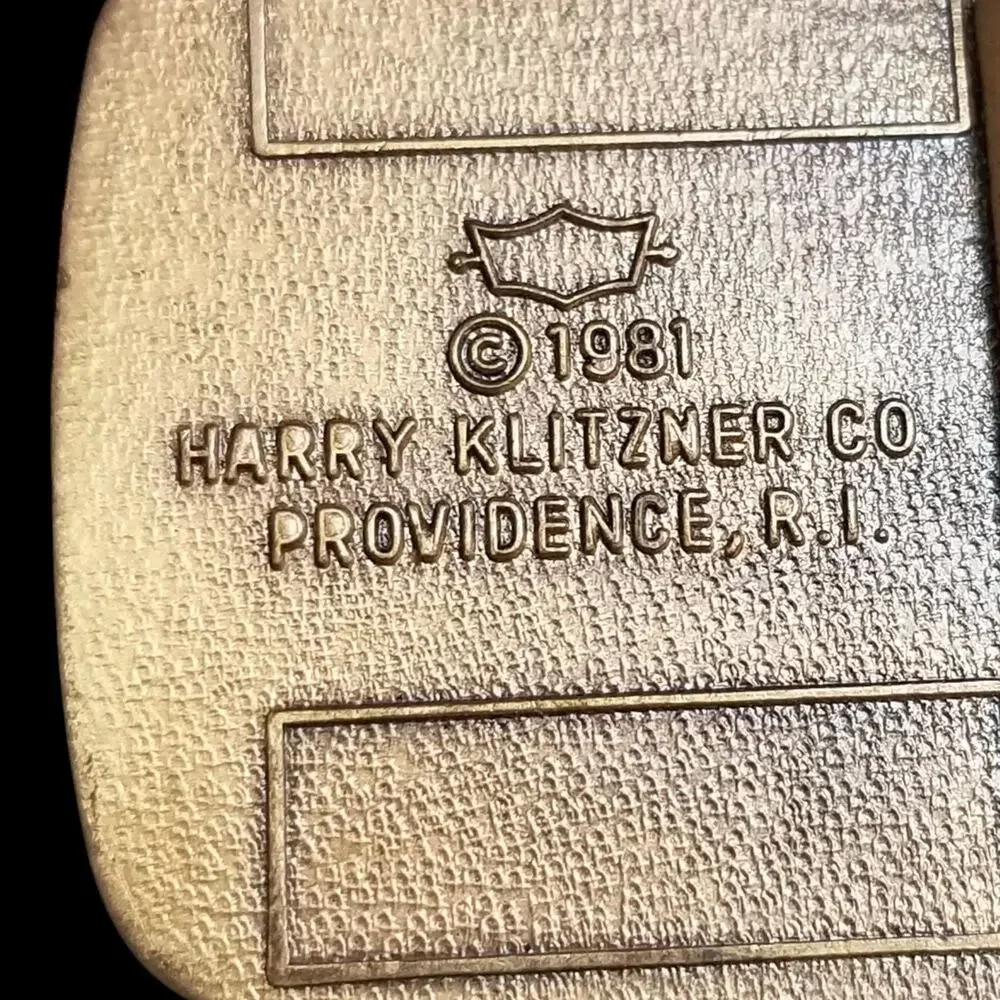 N/A vintage belt
